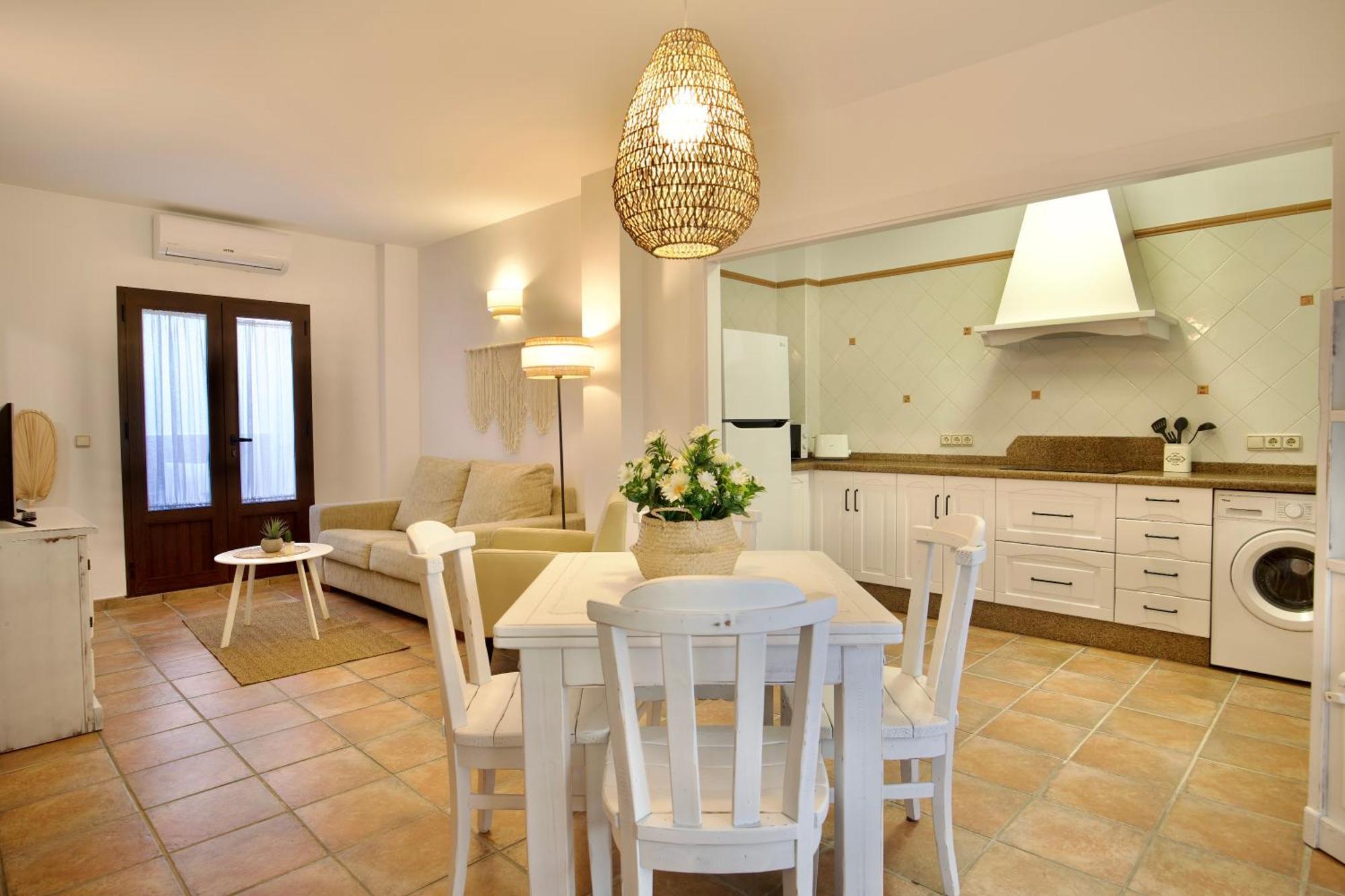 Nueva 33 Apartamentos En El Centro De ネルハ エクステリア 写真